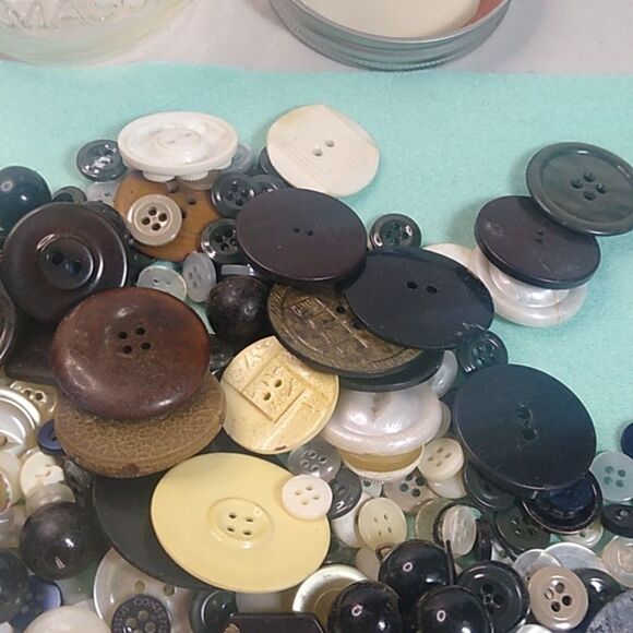 Vintage Button Collection with Mason Jar Cottagecore Grandmacore - Picture 6 of 8